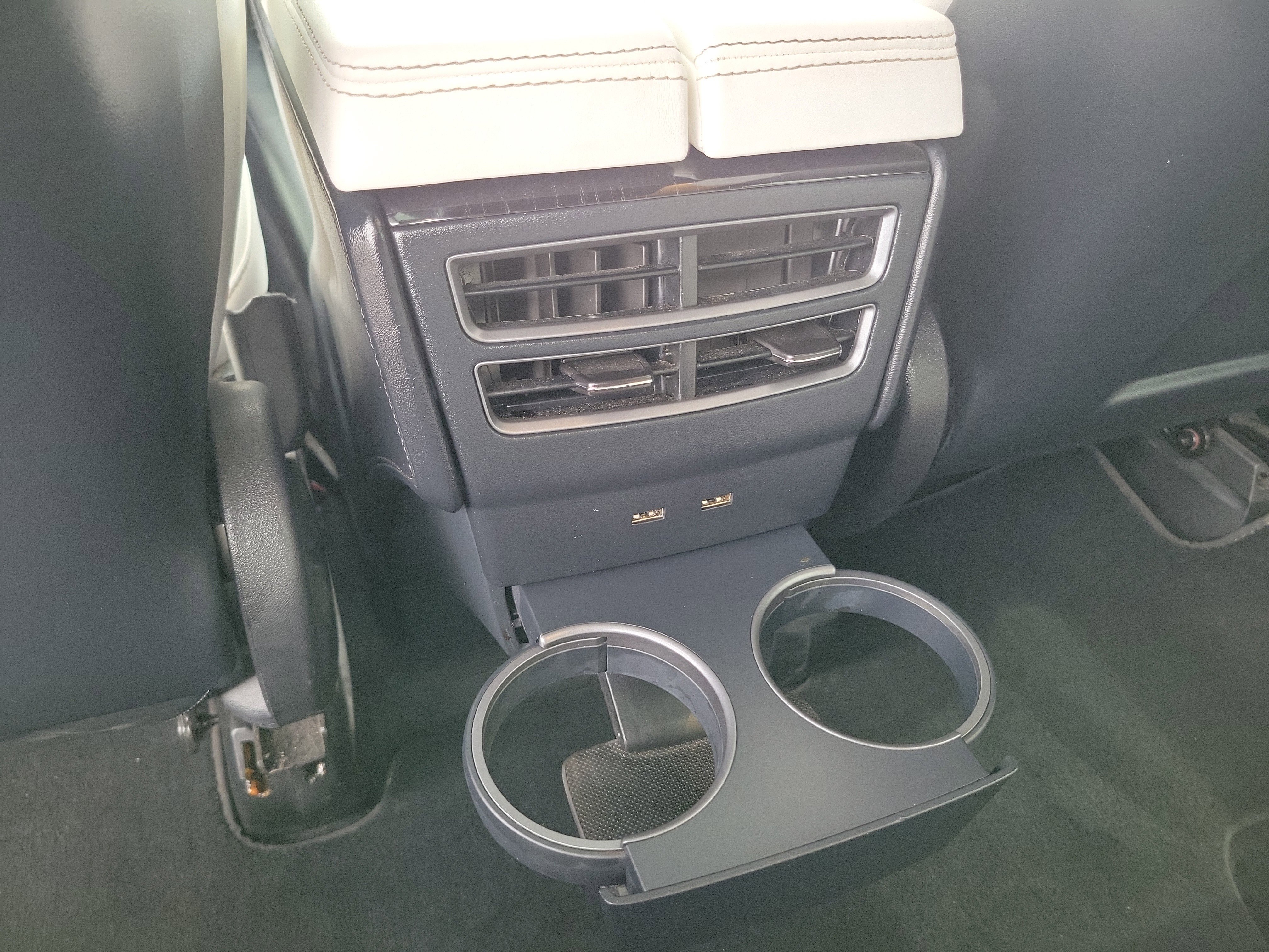 Used 2020 Tesla Model X image 21