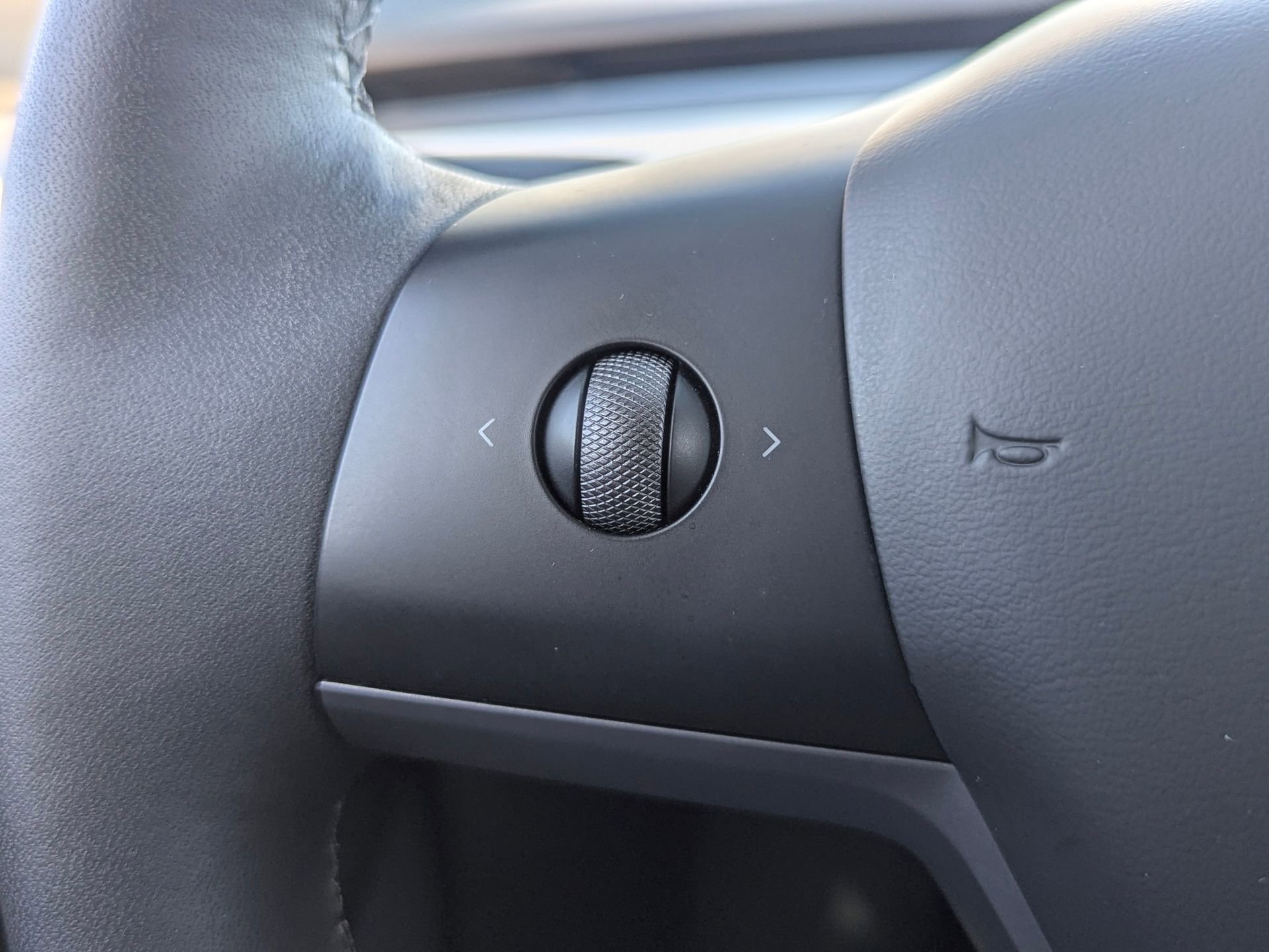 Used 2023 Tesla Model 3 Standard Range RWD image 17