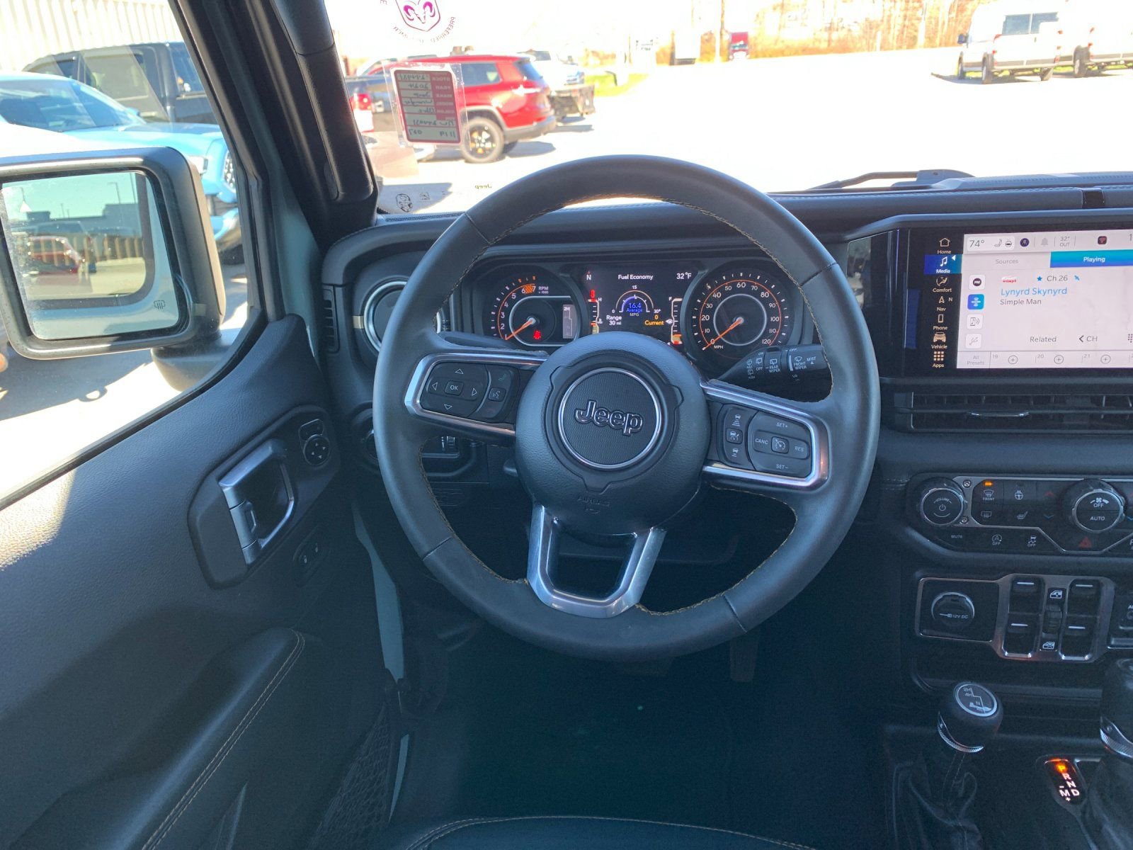 Used 2024 Jeep Wrangler Sahara w/ Technology Group image 16