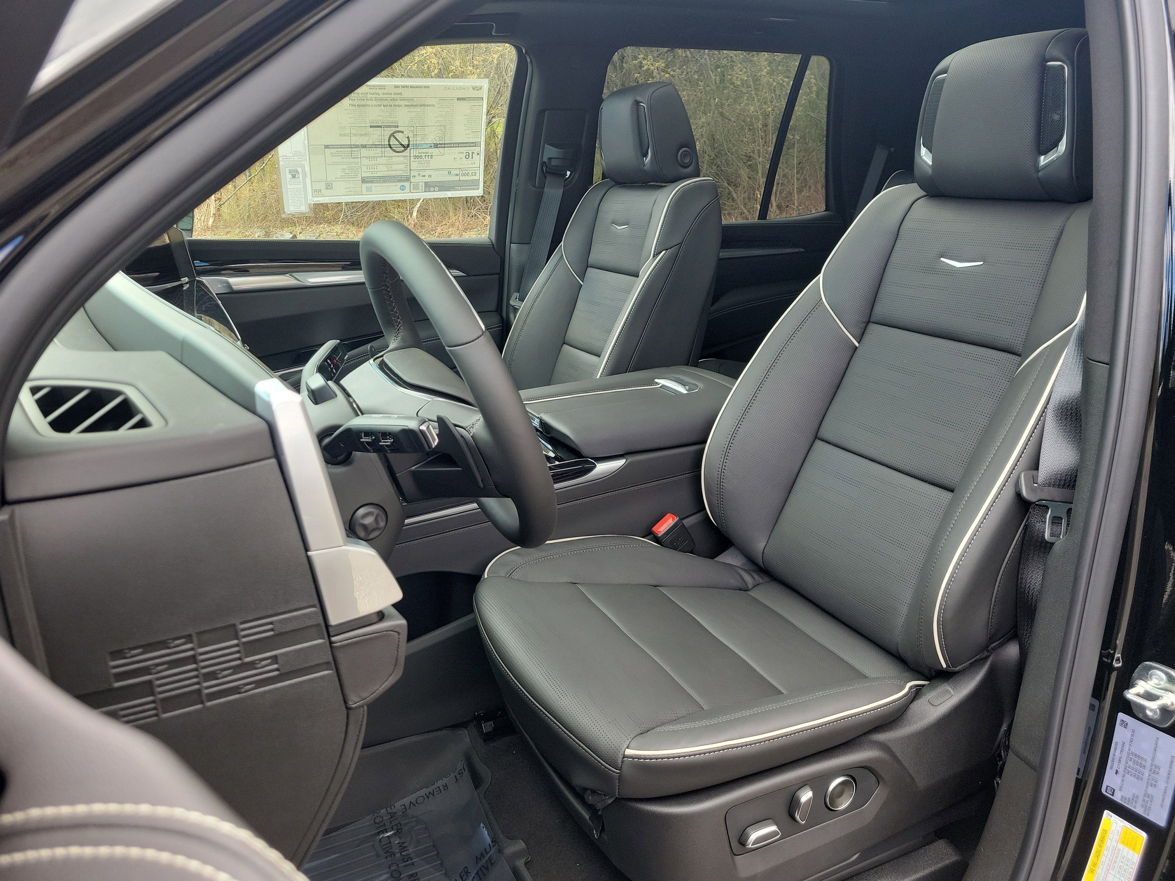New 2026 Cadillac Escalade Sport w/ Touring Package AWD/4WD image 4