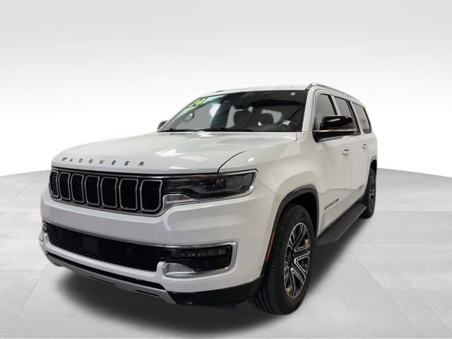 Certified 2024 Jeep Wagoneer L Series II w/ Flexible Seating Group image 3