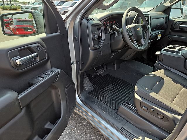 New 2026 Chevrolet Silverado 1500 Custom RWD image 10