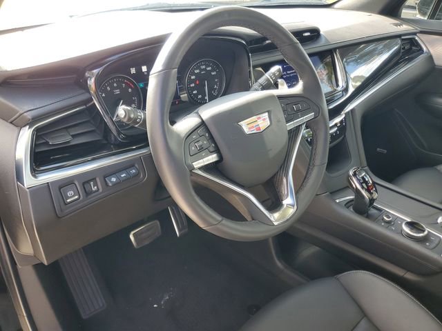 Used 2023 Cadillac XT6 Sport w/ Technology Package image 19
