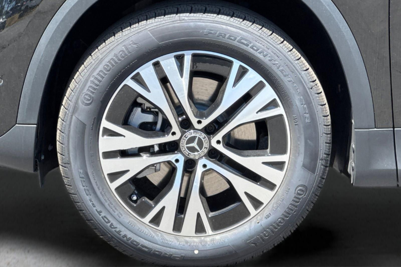 New 2025 Mercedes-Benz GLA 250 image 35