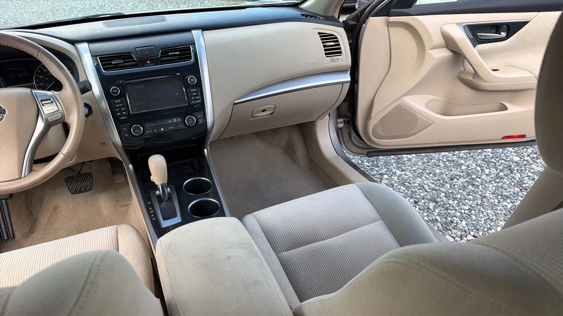 Used 2013 Nissan Altima 2.5 SV w/ 2.5SV Convenience Pkg FWD image 31