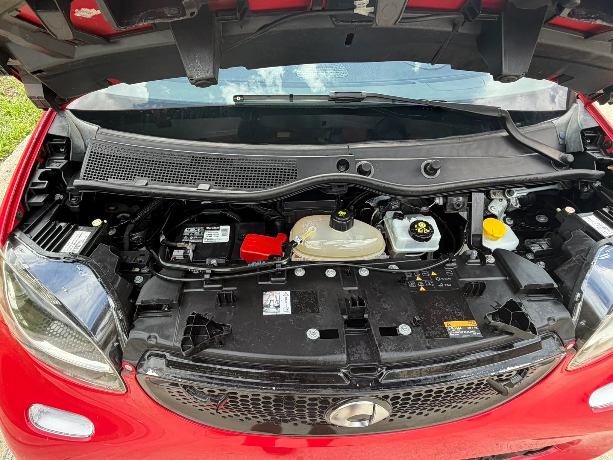 Used 2017 smart fortwo passion RWD image 32