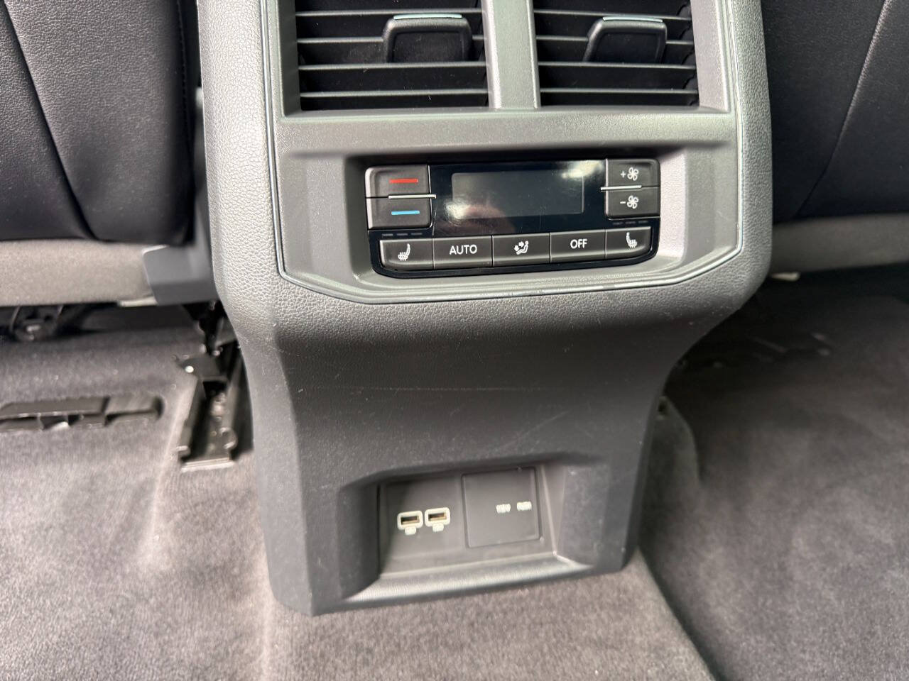 Used 2018 Volkswagen Atlas SEL Premium AWD/4WD image 33