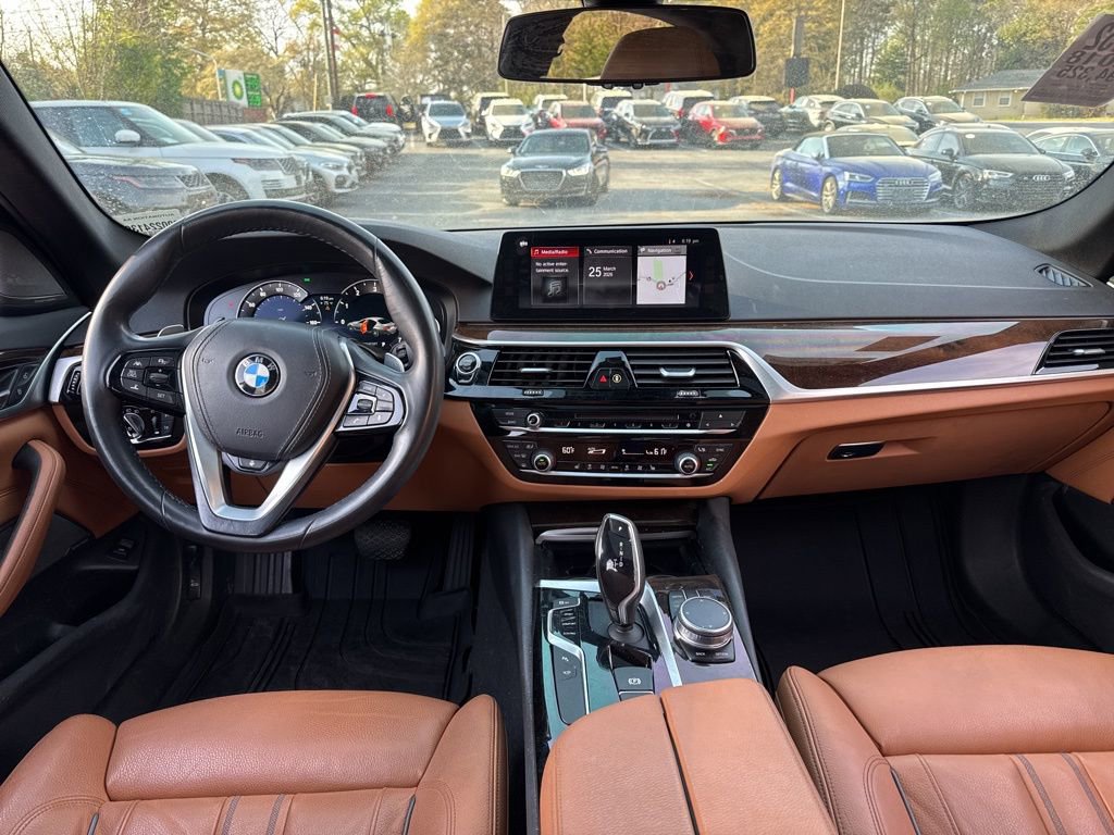 Used 2018 BMW 540i image 9