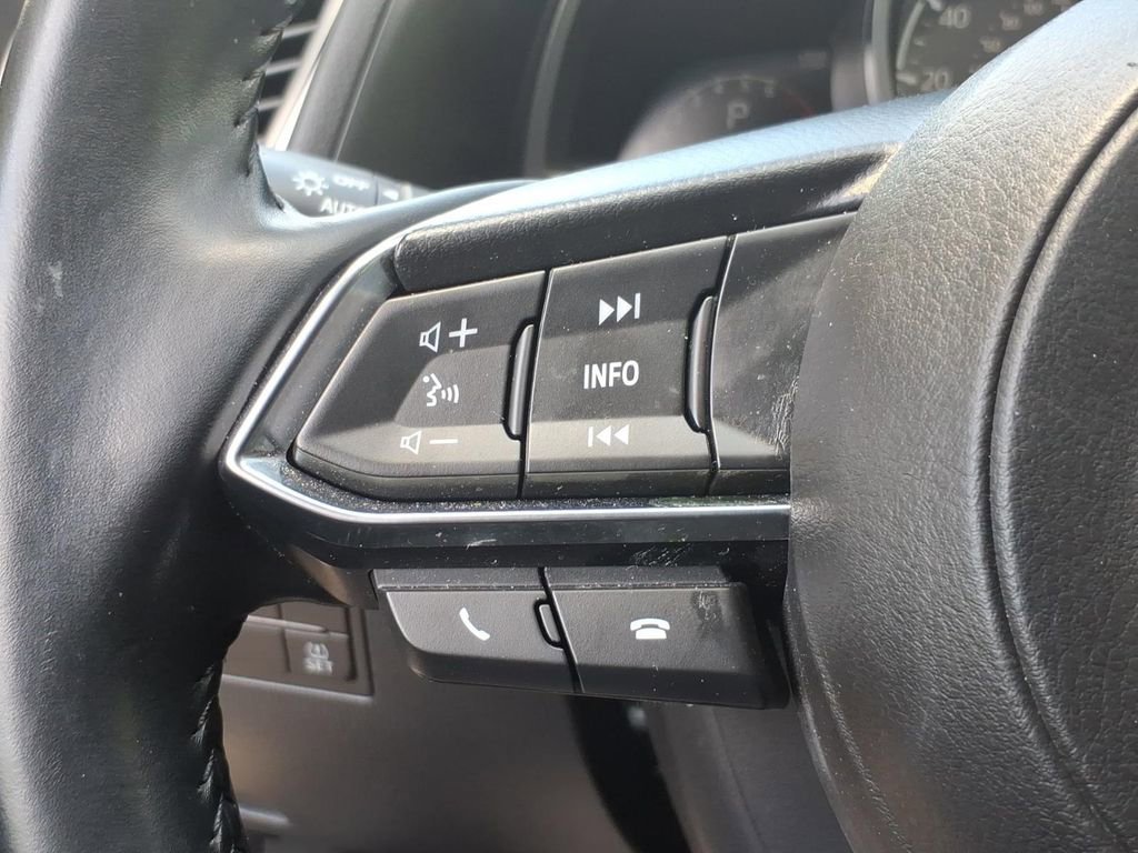 Used 2018 MAZDA MAZDA3 Touring image 16