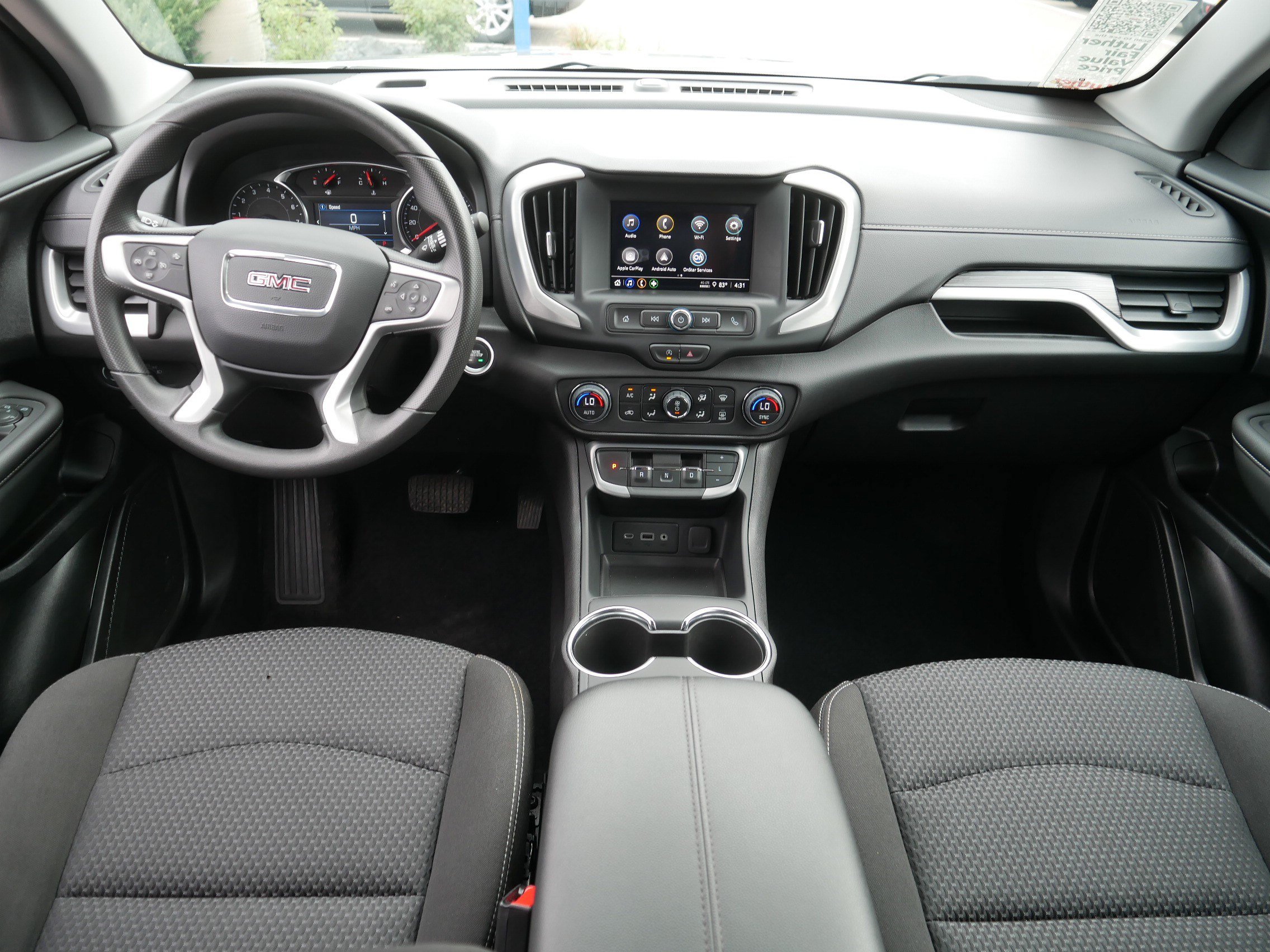Used 2024 GMC Terrain SLE w/ Driver Convenience Package AWD/4WD image 10