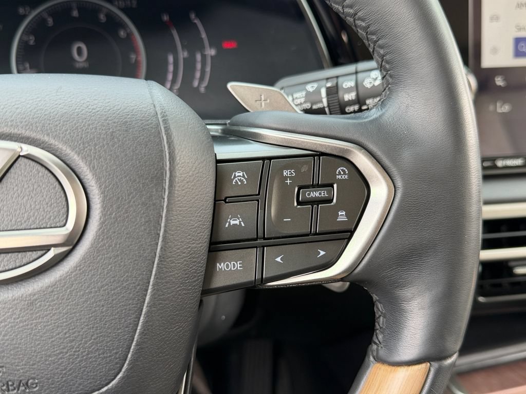 Used 2023 Lexus RX 350 Premium w/ Accessory Package AWD/4WD image 17