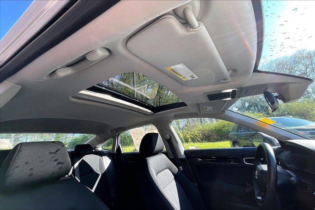 Used 2023 Honda Civic EX image 12