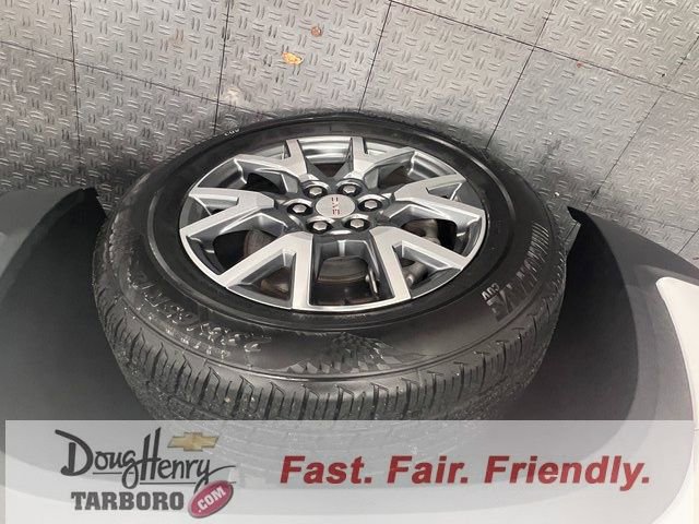 Used 2023 GMC Acadia SLT image 22