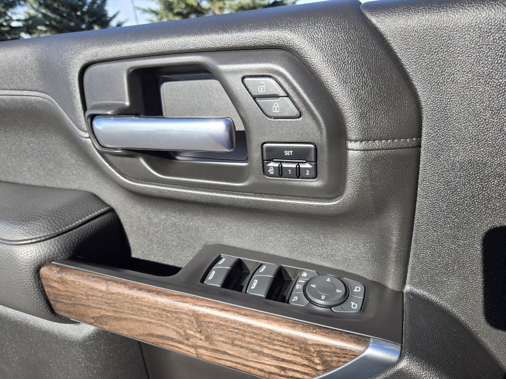 Used 2020 GMC Sierra 3500 Denali image 12