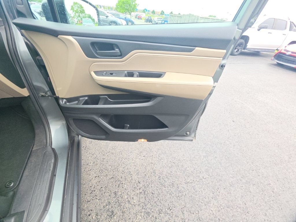 Used 2018 Honda Odyssey EX-L image 33