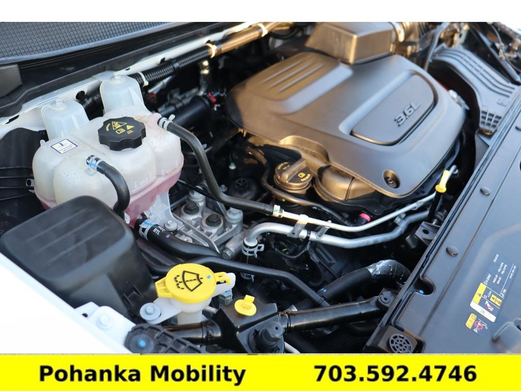 Used 2024 Chrysler Voyager LX FWD image 37