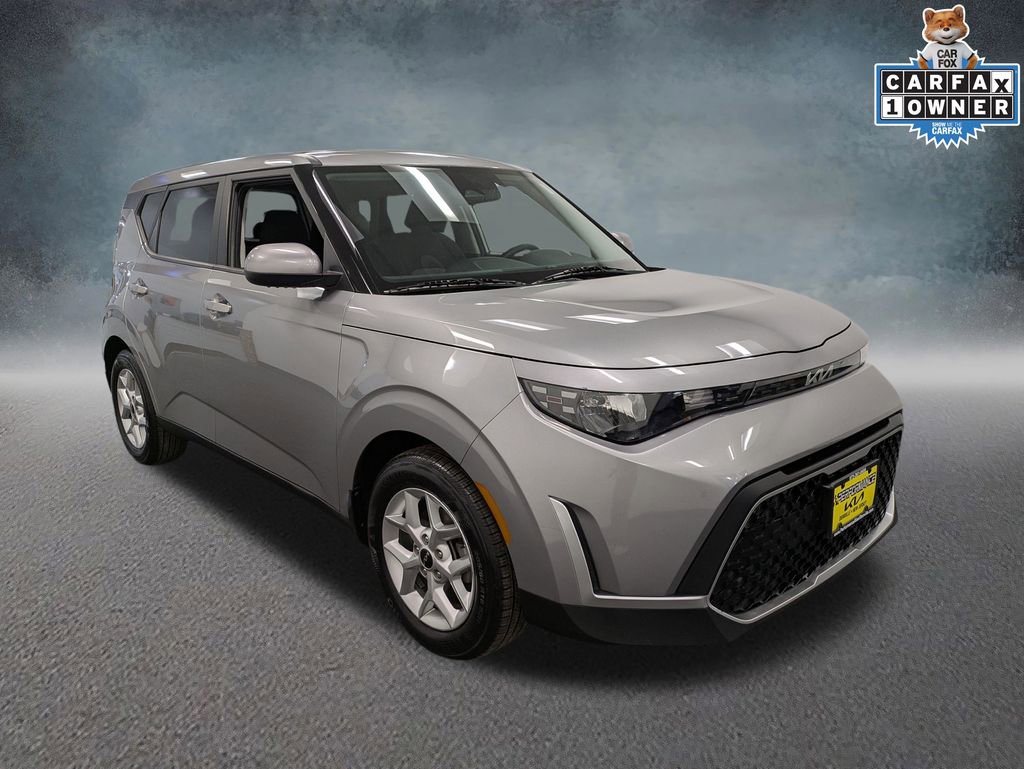 Certified 2023 Kia Soul LX w/ LX Technology Package image 3