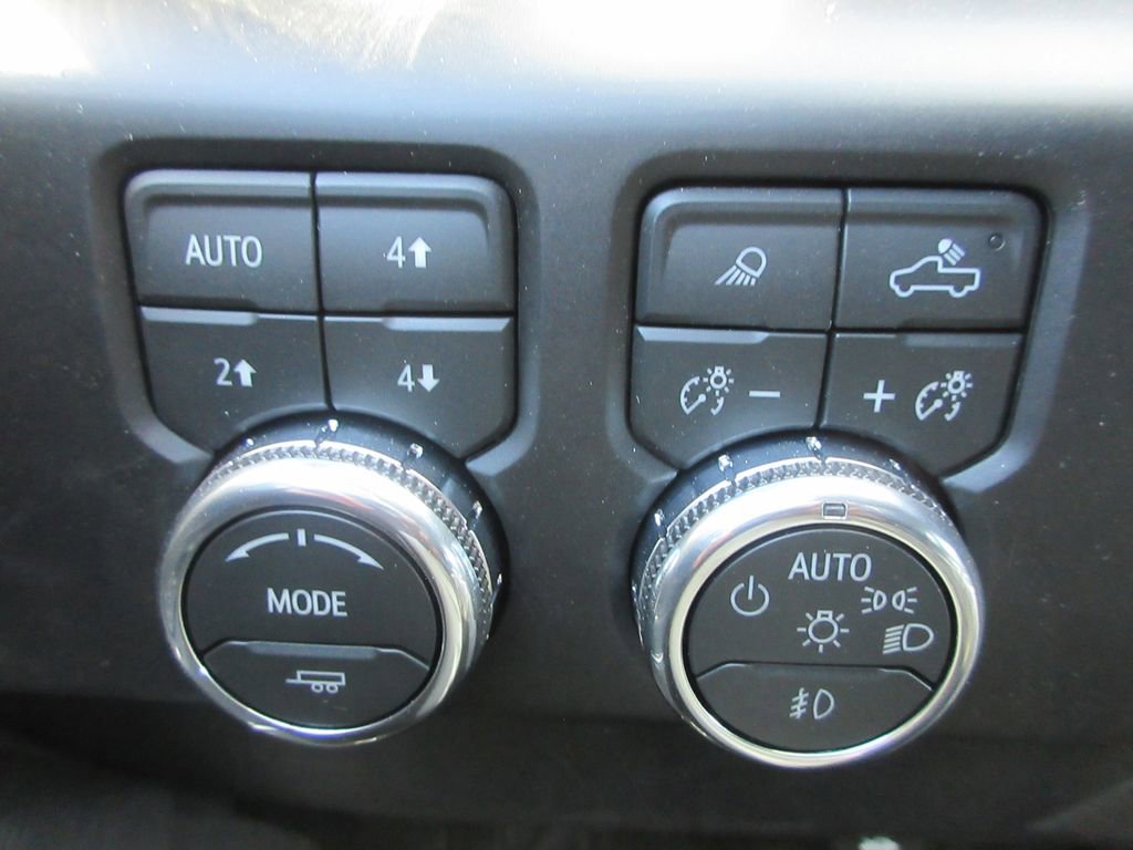 New 2026 GMC Sierra 1500 AT4X image 17