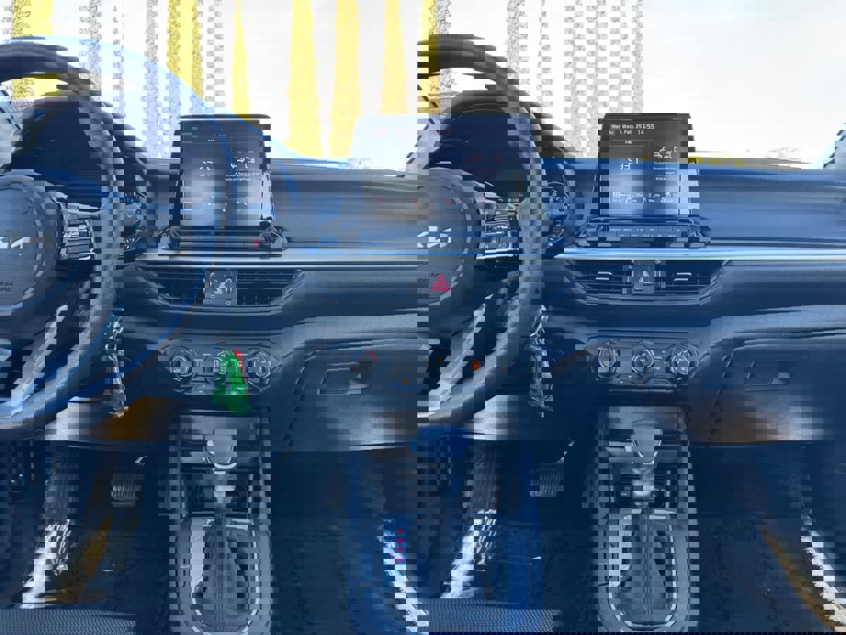 Used 2022 Kia Forte LXS w/ LXS Technology Package image 15