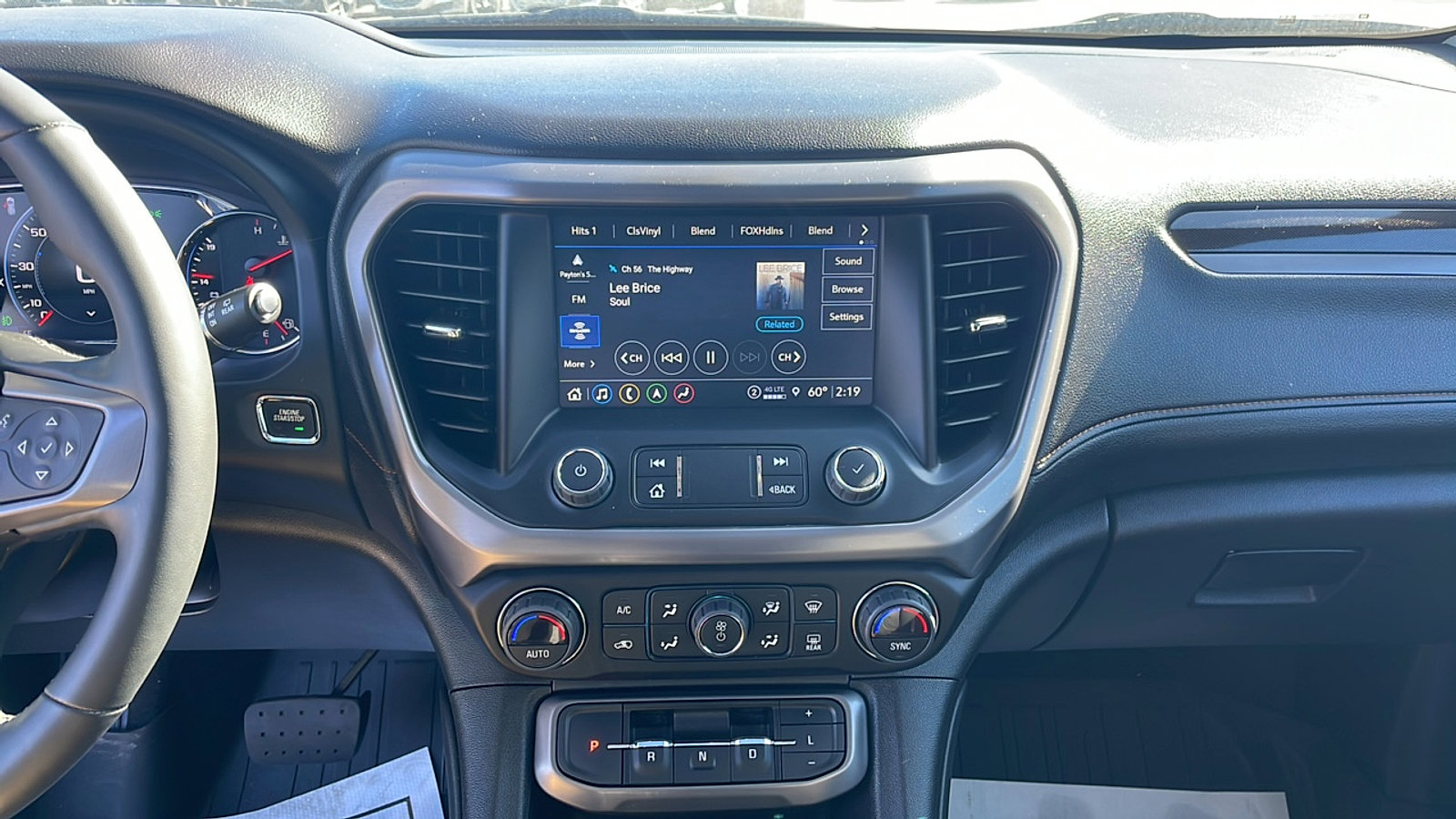 Used 2023 GMC Acadia AT4 w/ Technology Package image 11