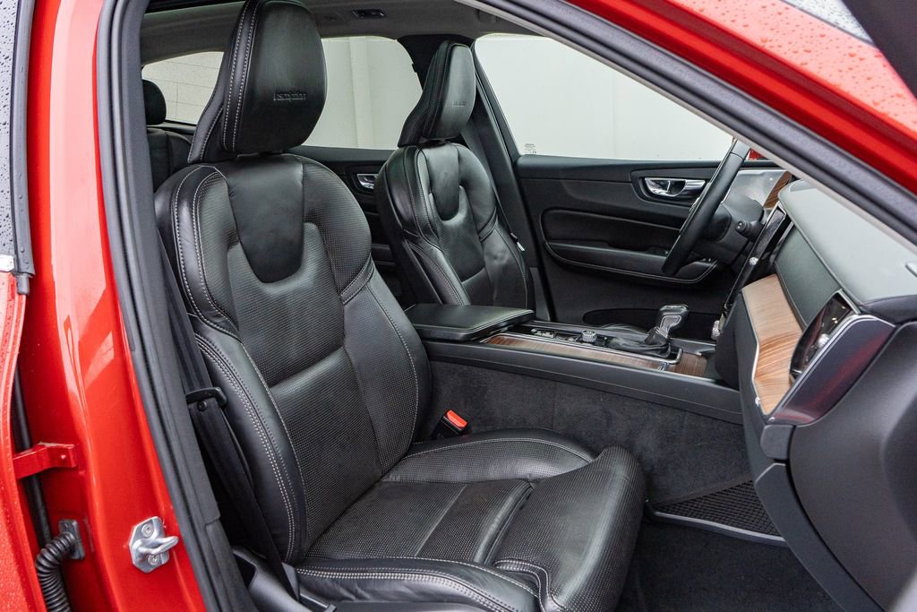Used 2020 Volvo XC60 T6 Inscription w/ Protection Package Premier image 20