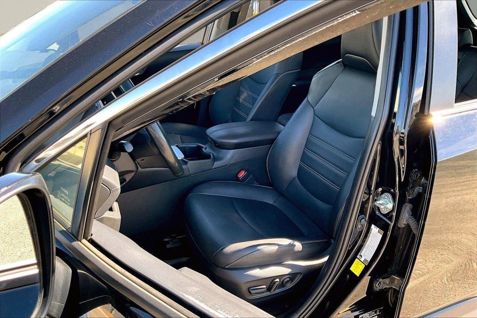 Used 2024 Toyota RAV4 XLE Premium FWD image 23