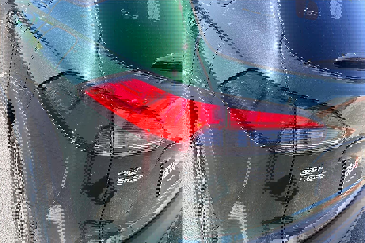 Used 2022 Toyota Corolla Cross XLE w/ Convenience Package image 28