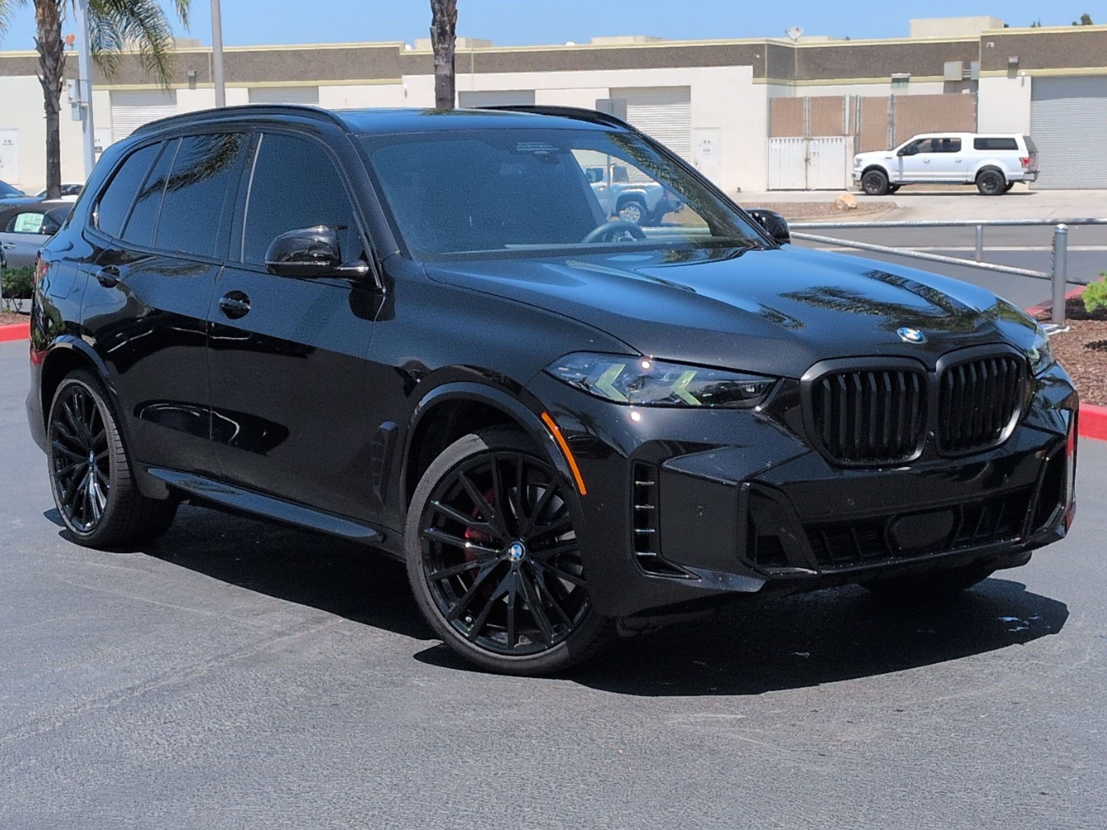 Certified 2025 BMW X5 sDrive40i w/ M Sport Package RWD image 2