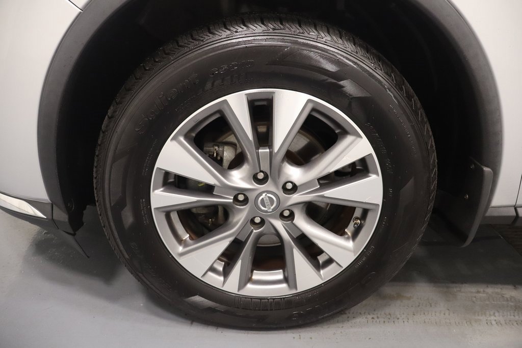 Used 2017 Nissan Murano S w/ Navigation Package image 24