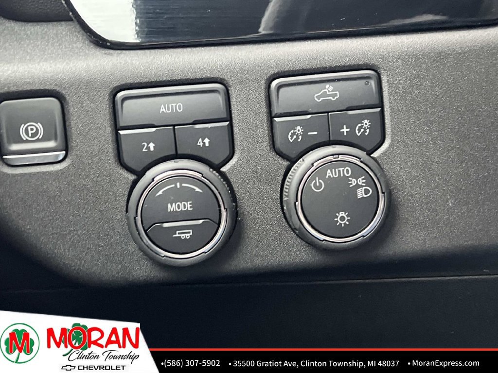 Certified 2025 Chevrolet Silverado 1500 LT AWD/4WD image 27