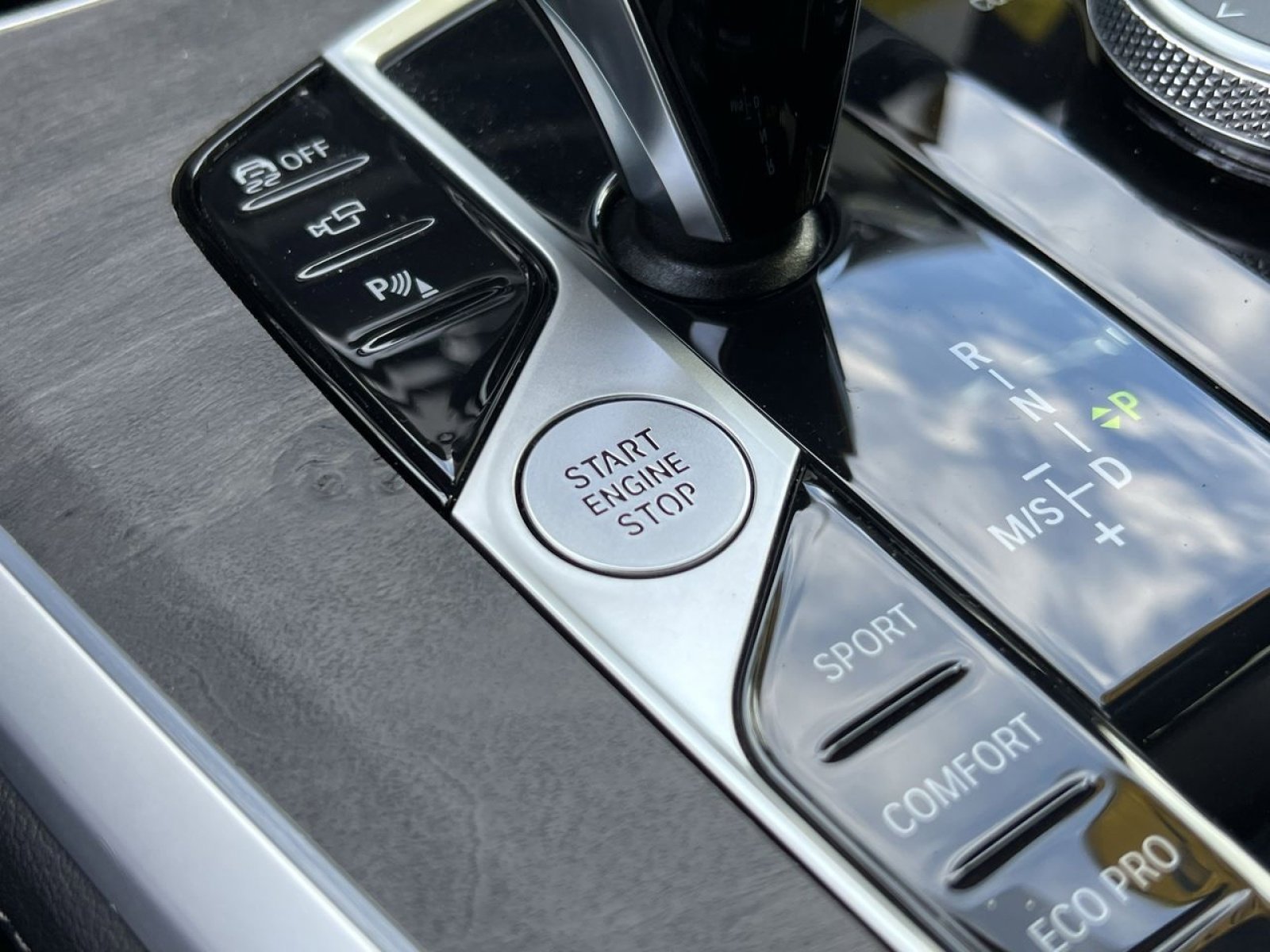 Used 2023 BMW X5 xDrive40i w/ Parking Assistance Package image 35