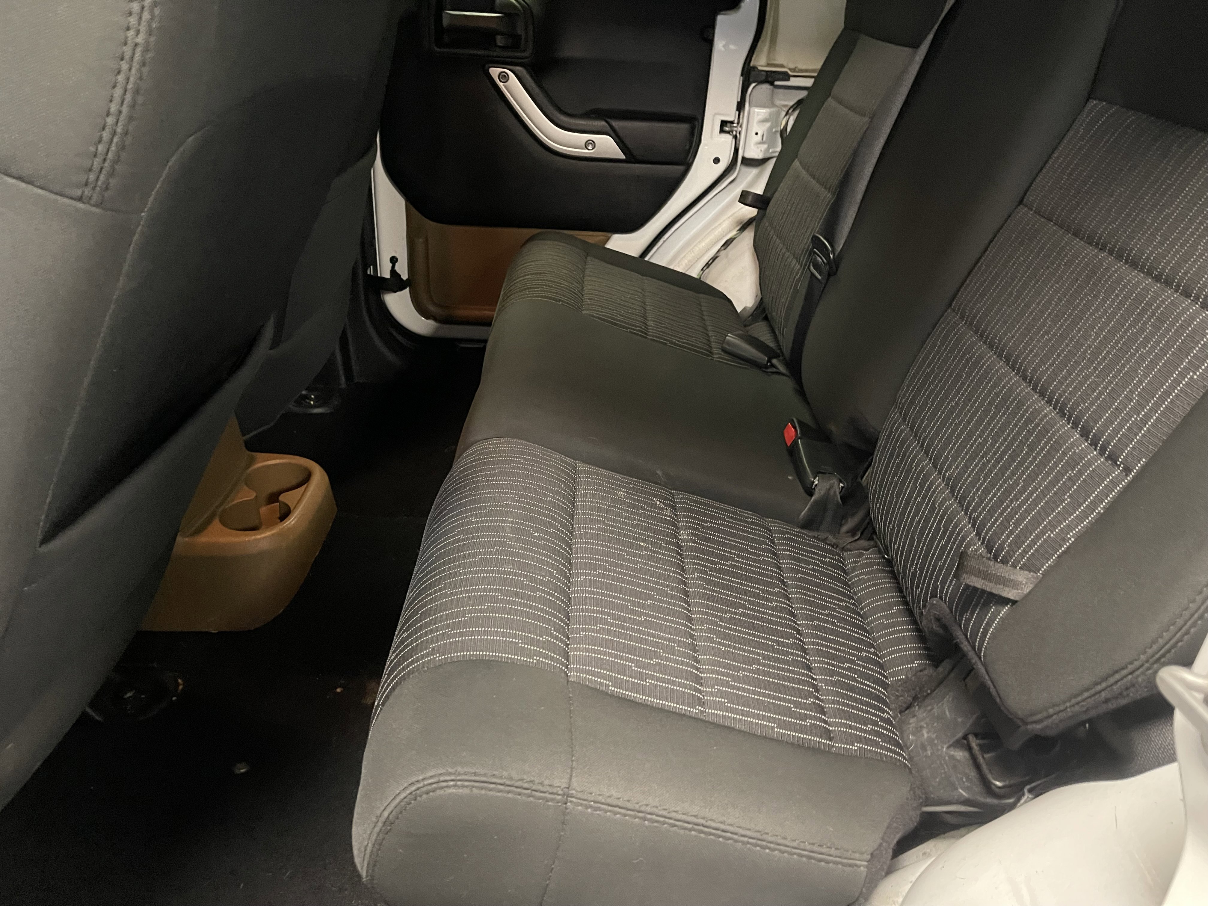 Used 2011 Jeep Wrangler Unlimited Rubicon w/ Trailer Tow Group image 12