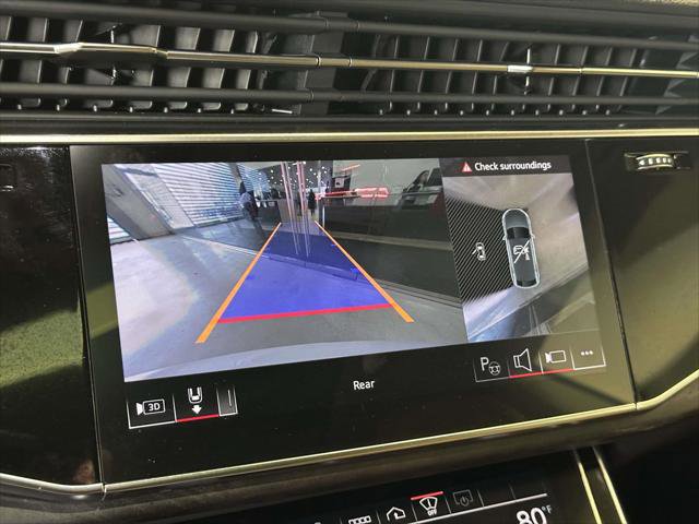 Used 2024 Audi Q8 Prestige w/ Prestige Package image 33