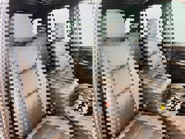 Used 2022 Chevrolet Tahoe LT w/ LT Signature Package image 19