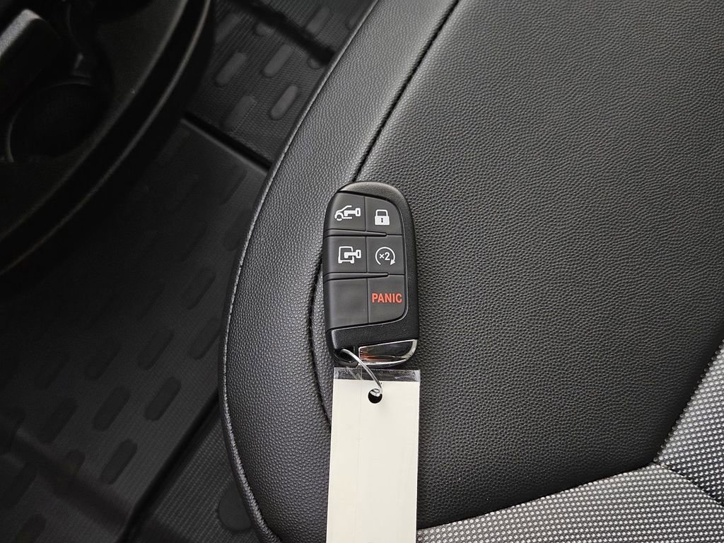 New 2026 RAM ProMaster 2500 w/ Convenience Group image 36