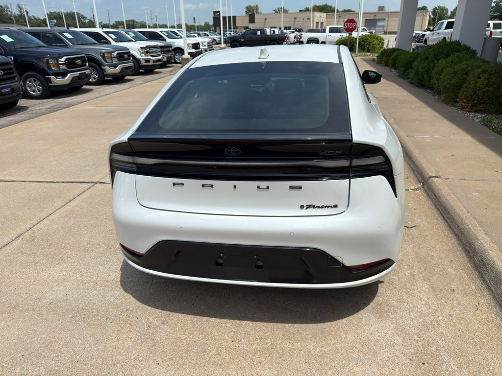 Used 2023 Toyota Prius Prime FWD image 6