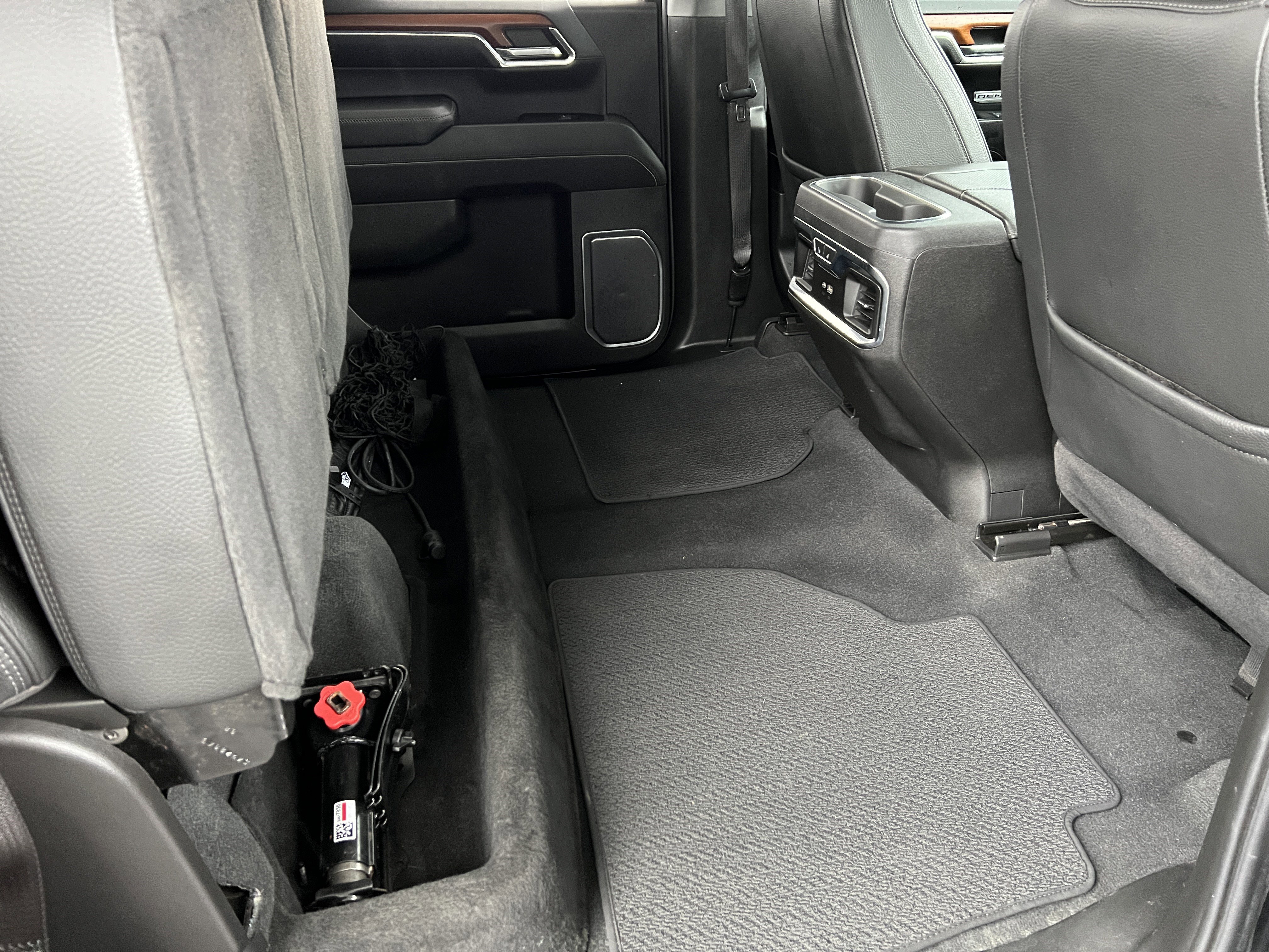 Used 2023 GMC Sierra 1500 Denali w/ Denali Carbonpro Edition AWD/4WD image 21