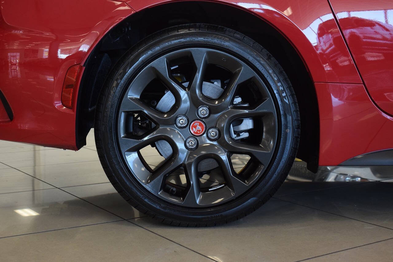 Used 2020 FIAT 124 Spider Abarth w/ Convenience Group RWD image 42