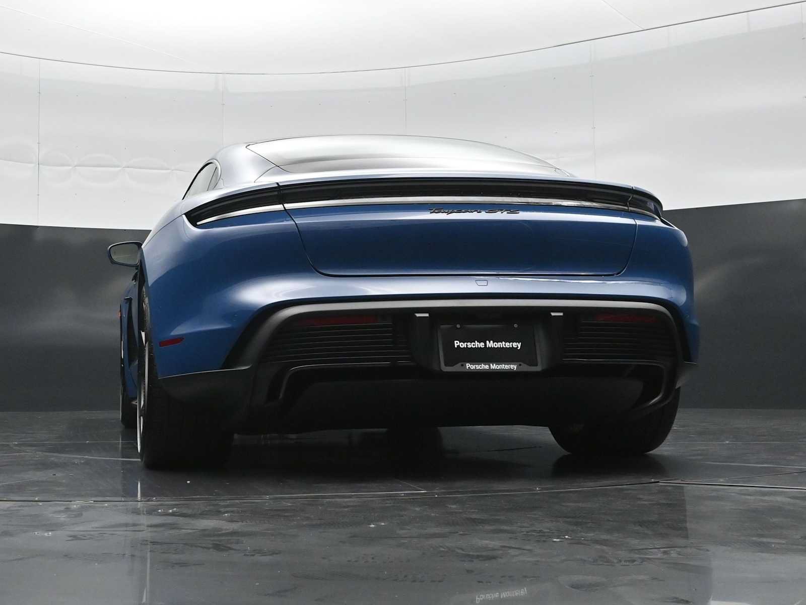 New 2026 Porsche Taycan GTS AWD/4WD image 40