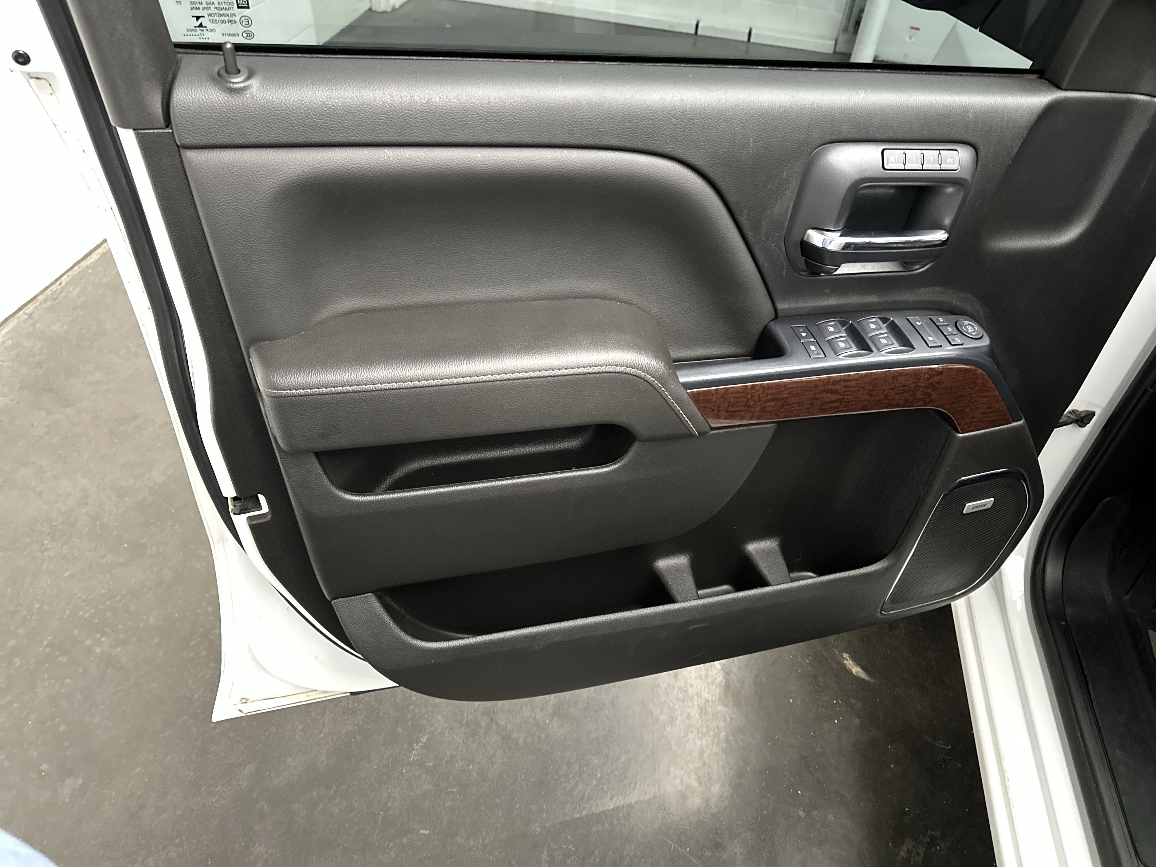 Used 2018 GMC Sierra 1500 SLT w/ SLT Premium Package AWD/4WD image 21