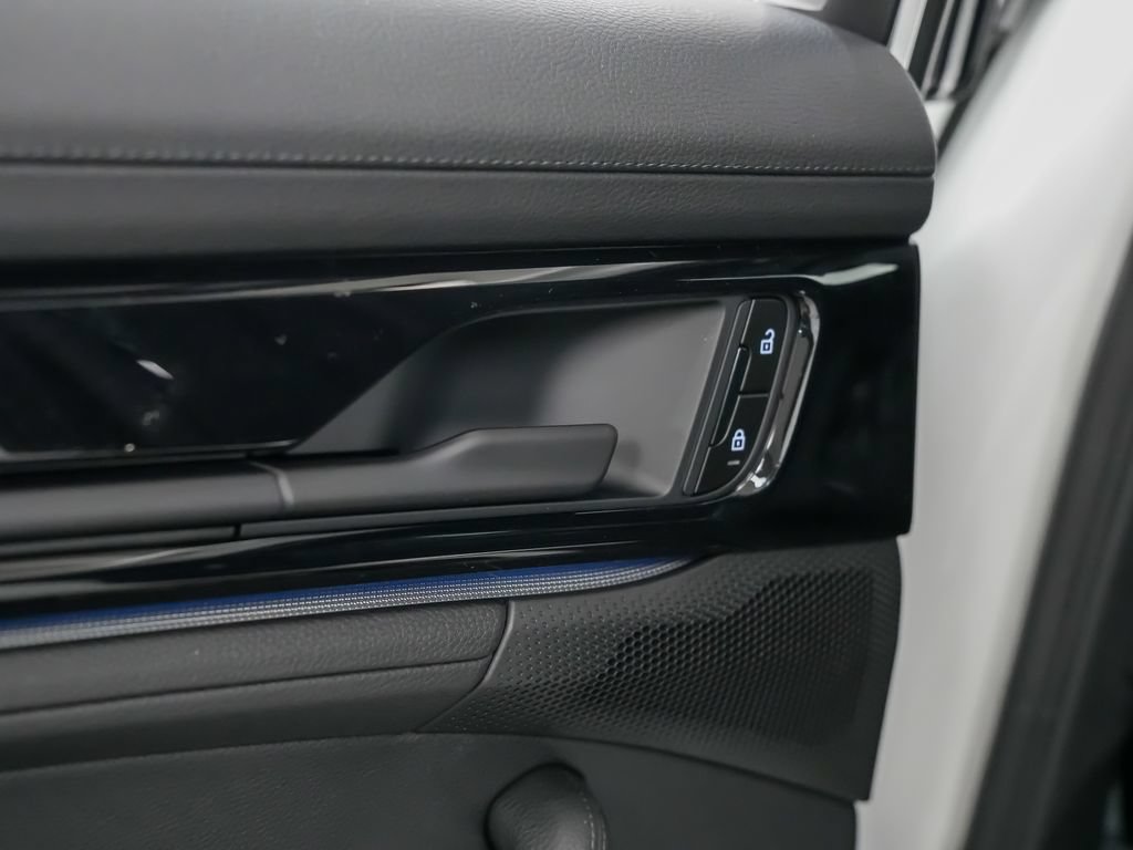 New 2026 Porsche Panamera 4 AWD/4WD image 15