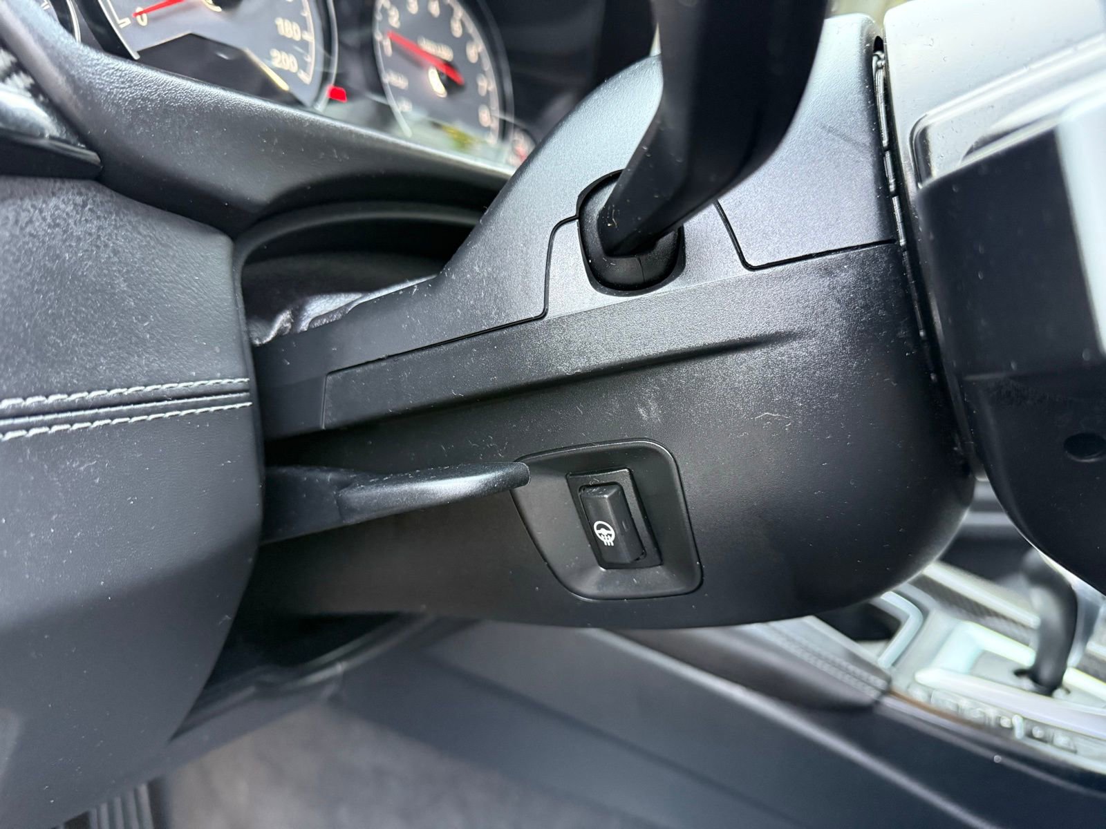 Used 2015 BMW M4 Coupe image 29