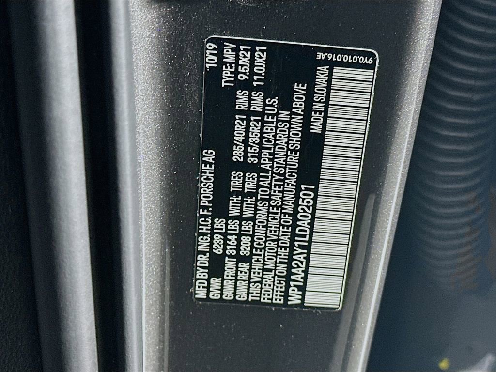 Used 2020 Porsche Cayenne image 34