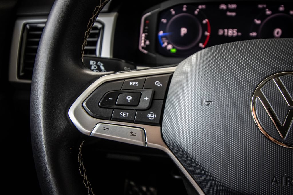 Certified 2023 Volkswagen Atlas SE FWD image 36