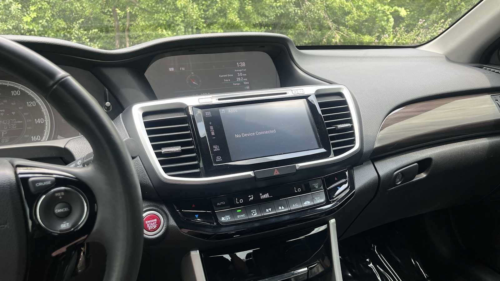 Used 2017 Honda Accord EX-L image 46
