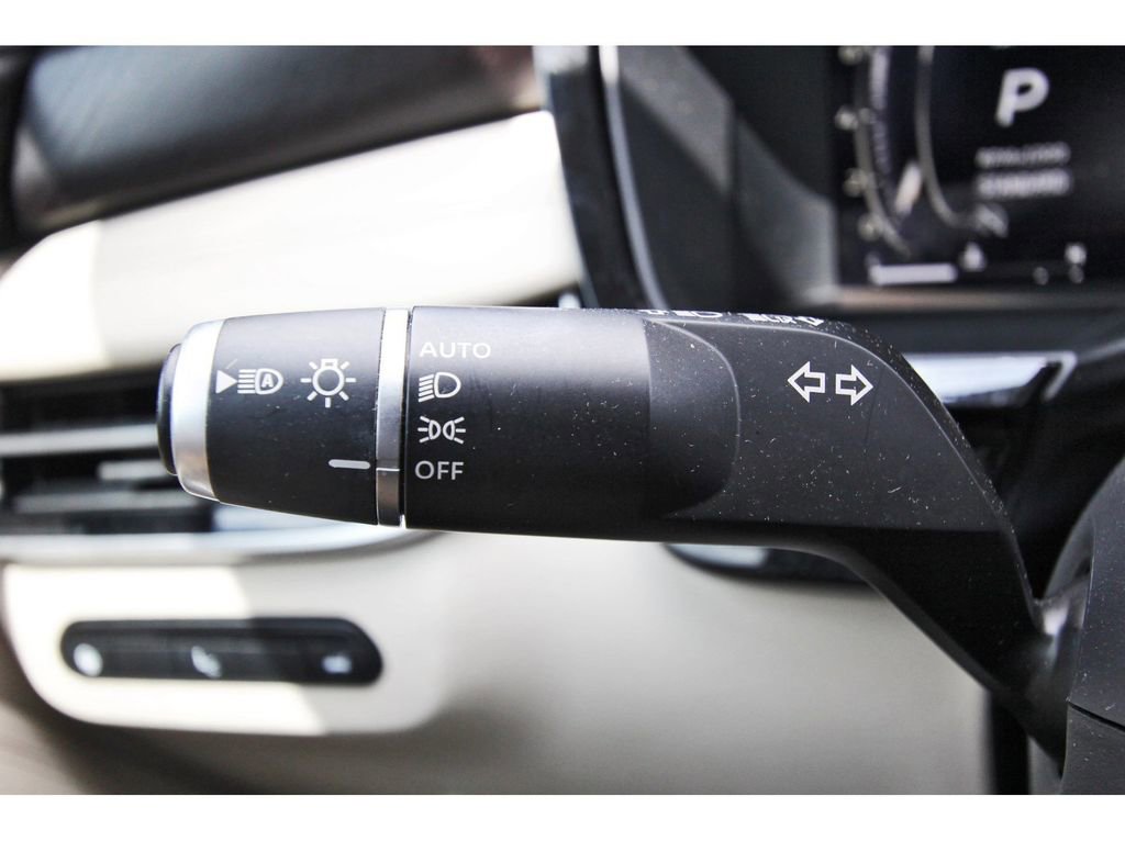 Used 2022 INFINITI QX60 Sensory w/ Vision Package image 17