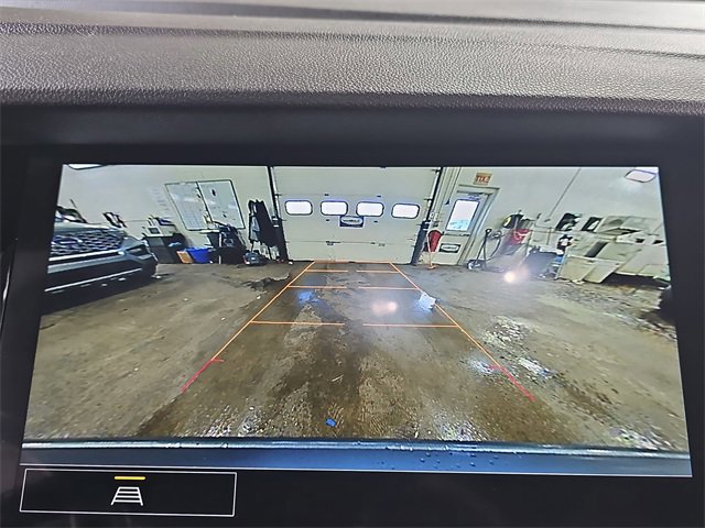 Certified 2022 Buick Envision Essence w/ Sport Touring Package image 25