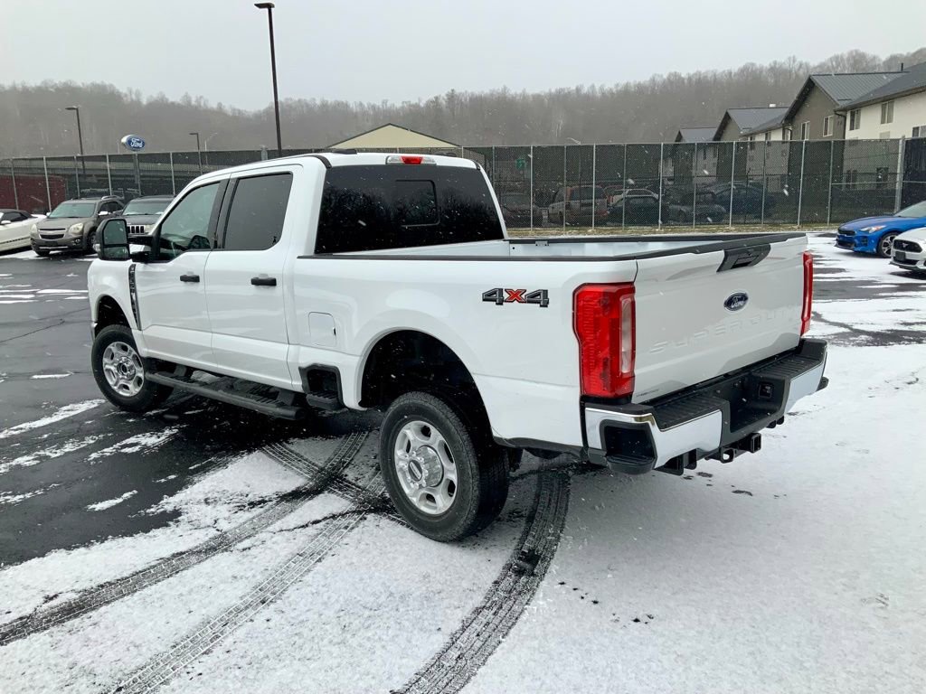 Used 2025 Ford F350 XLT image 8