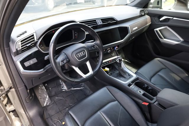 Used 2023 Audi Q3 2.0T Premium Plus w/ Premium Plus Package image 10
