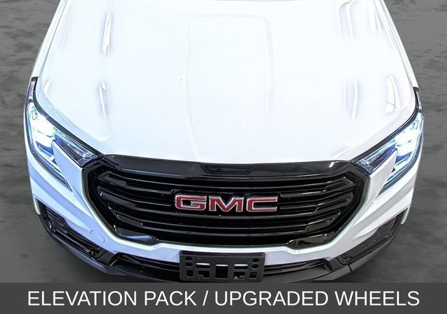 Used 2024 GMC Terrain SLE w/ Elevation Edition FWD image 17